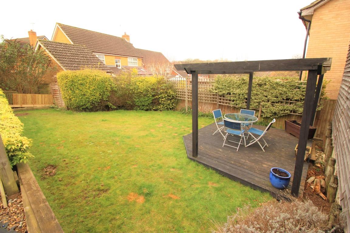 Trelawney Drive, Tilehurst, Berkshire